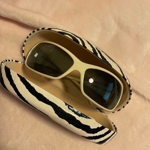 Sunglasses w case